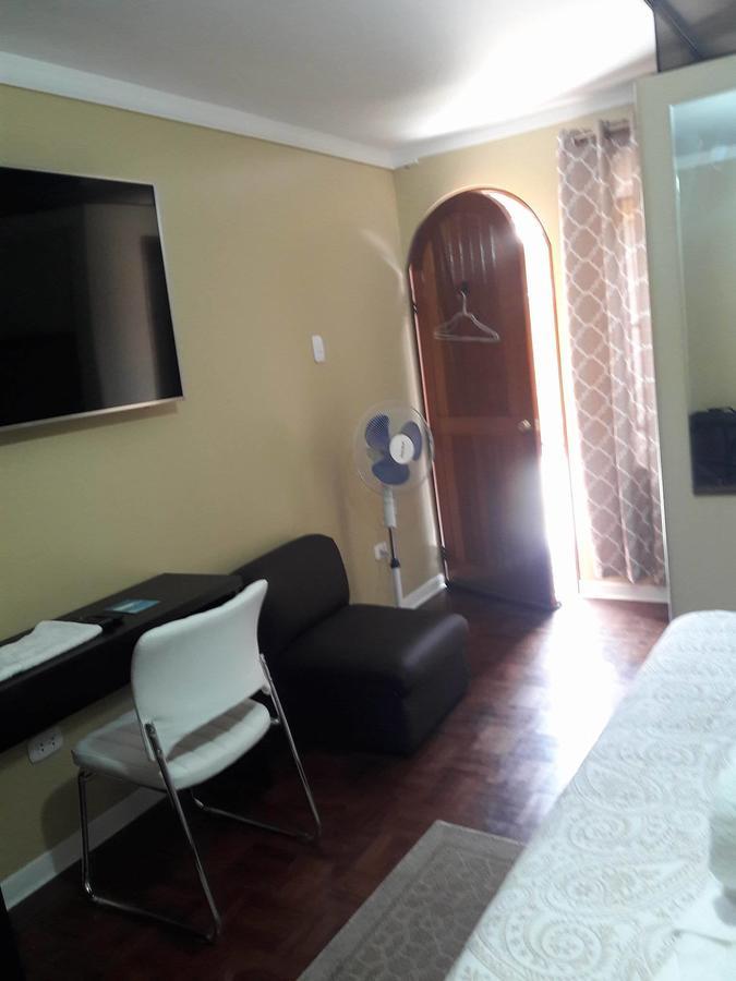 Hostal Victoria Lima Exterior photo